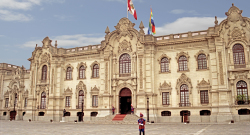 Foto Peru-266 - Government Palace por Dennis Jarvis www.flickr.comphotosarcher102217913467