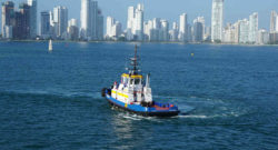 Colombia Cartagena barco remesas familiares